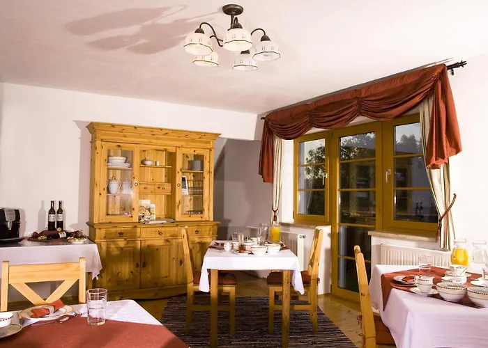 Fruehstueckspension Kleinschuster Pensjonat